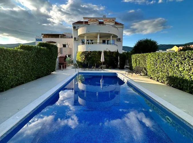 Apartments Villa Ohana