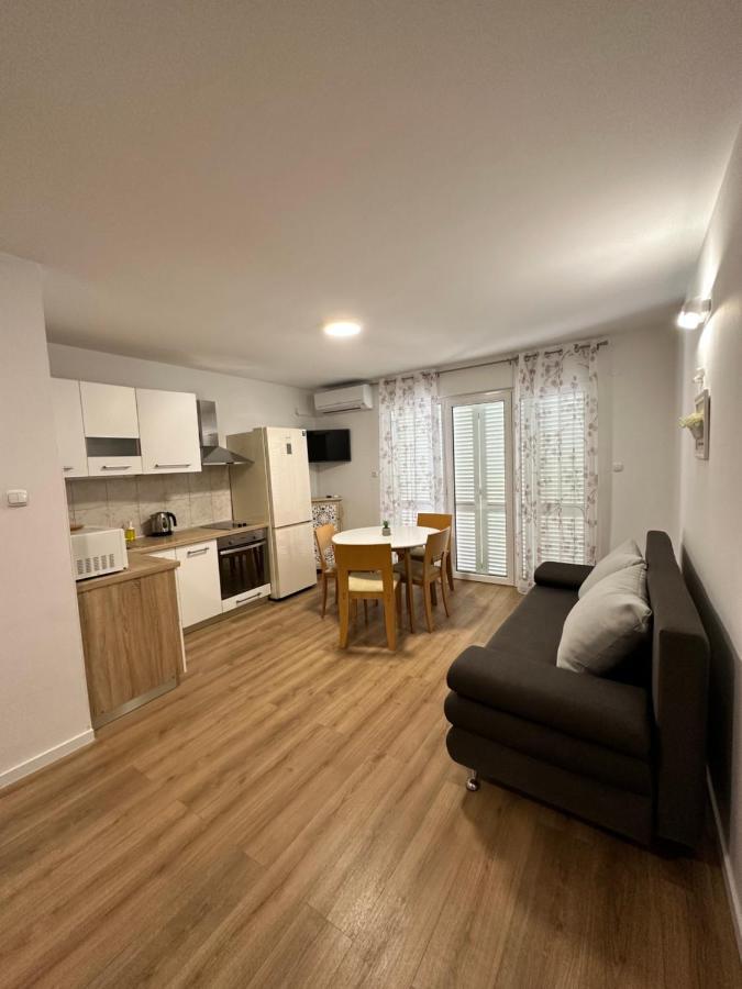 Apartment Ohana Kastela